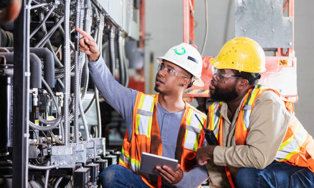 Best Affordable Emergency Electrician  in Wyandotte, MI